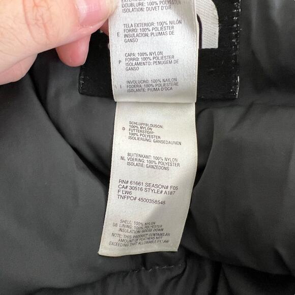 North Face VTG 00s 700 Goose Down Nuptse Puffer Jacket Coat FLAW Black Gray XL - Picture 9 of 10